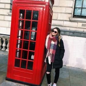 Meet your Posher, Andrea